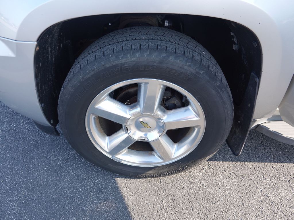 2013 Chevrolet Suburban Image 33