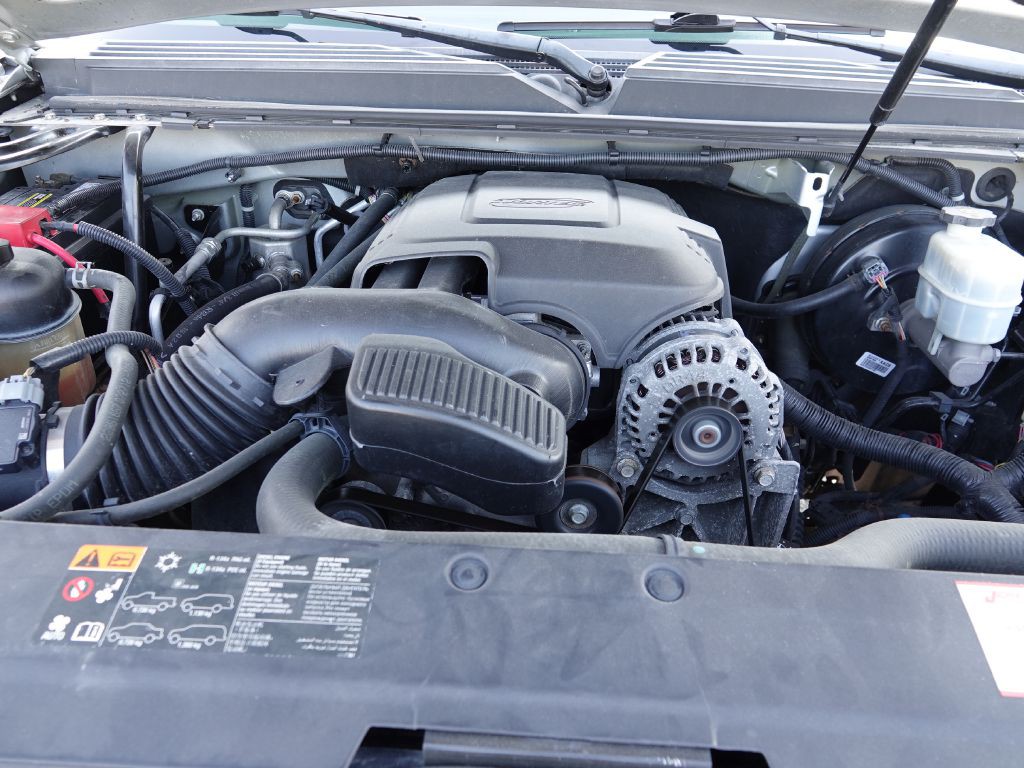 2013 Chevrolet Suburban Image 44
