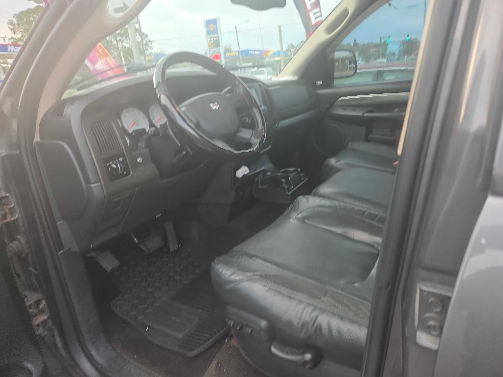 2004 Dodge Ram 1500 Image 4