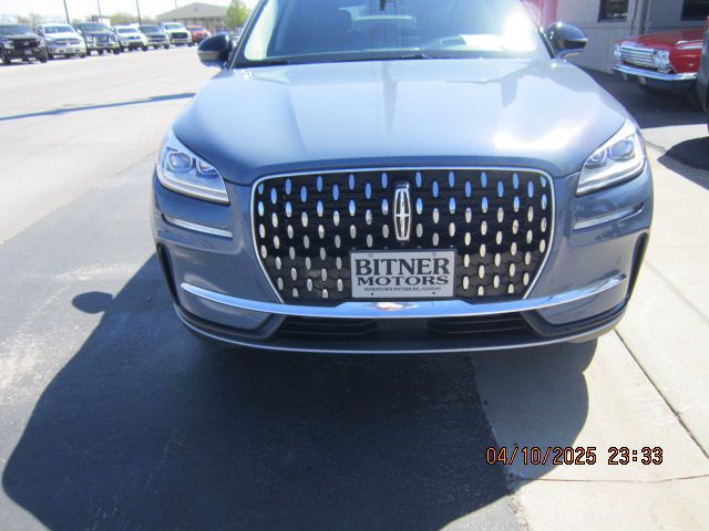 2023 Lincoln Corsair Image 2