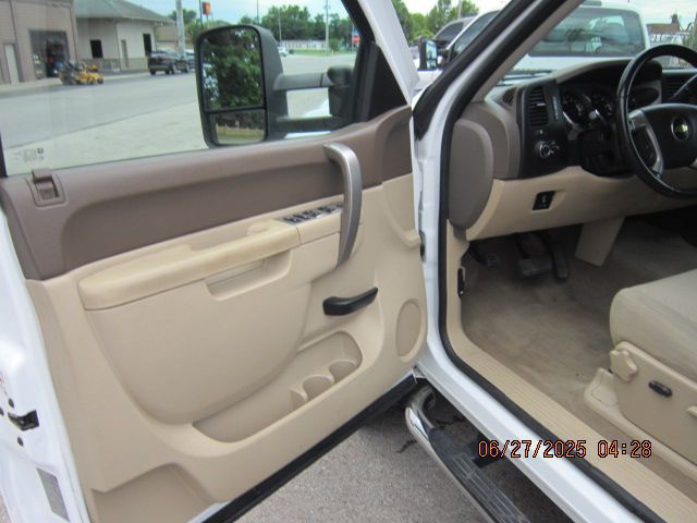 2013 Chevrolet Silverado 1500 Image 8