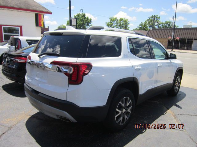 2023 GMC Acadia Image 4