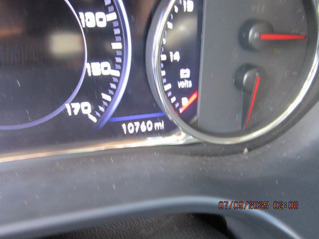 2023 GMC Acadia Image 9