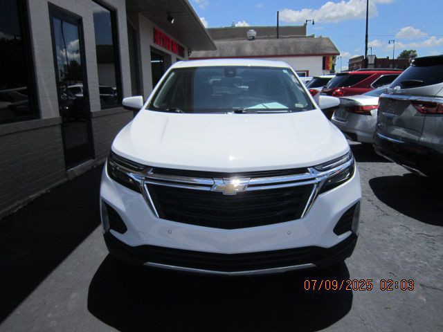 2023 Chevrolet Equinox Image 2
