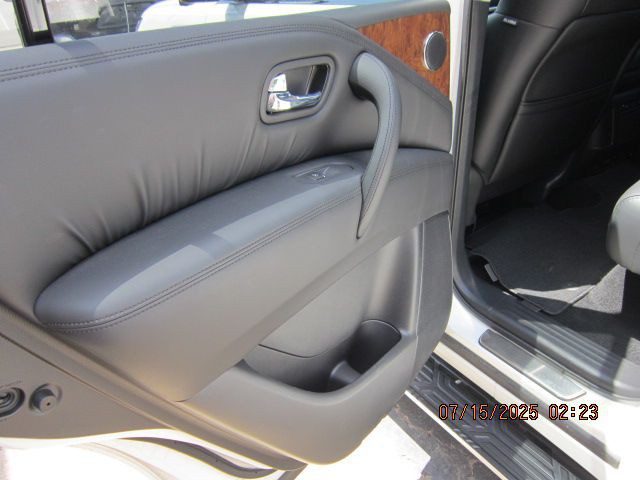 2024 Nissan Armada Image 11