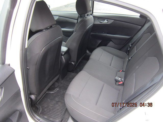 2021 Kia Forte Image 15