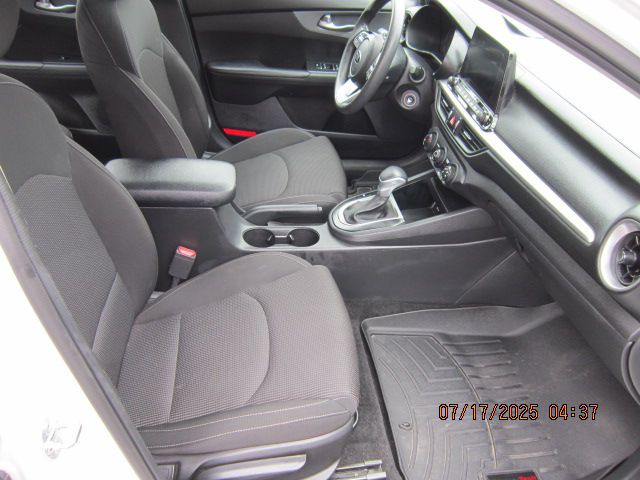 2021 Kia Forte Image 20