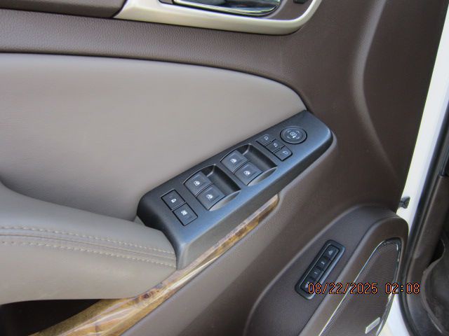 2016 GMC Yukon Image 11