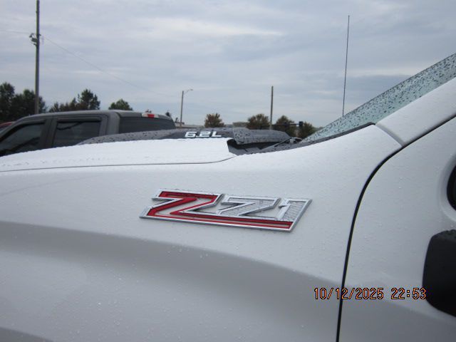 2023 Chevrolet Silverado 1500 Image 5