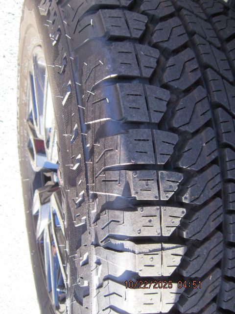 2025 GMC Sierra Image 18