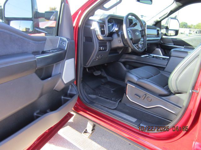 2025 Ford F-250 Image 9