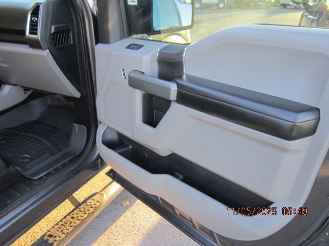 2016 Ford F-150 Image 18