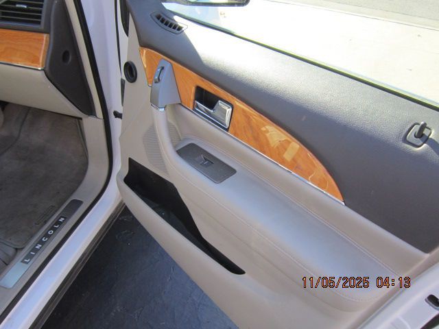 2020 Ford Edge Image 13