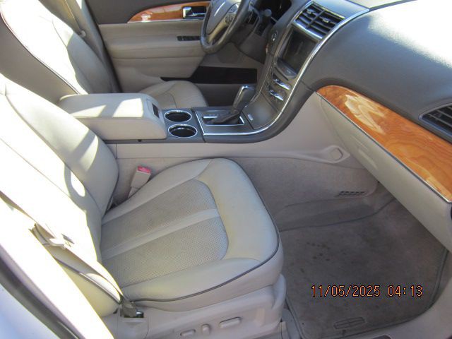 2020 Ford Edge Image 14