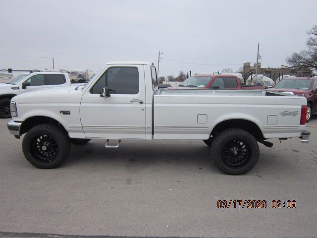 1992 Ford F-150 Image 8