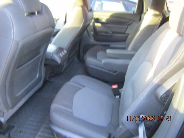 2017 Chevrolet Traverse Image 12