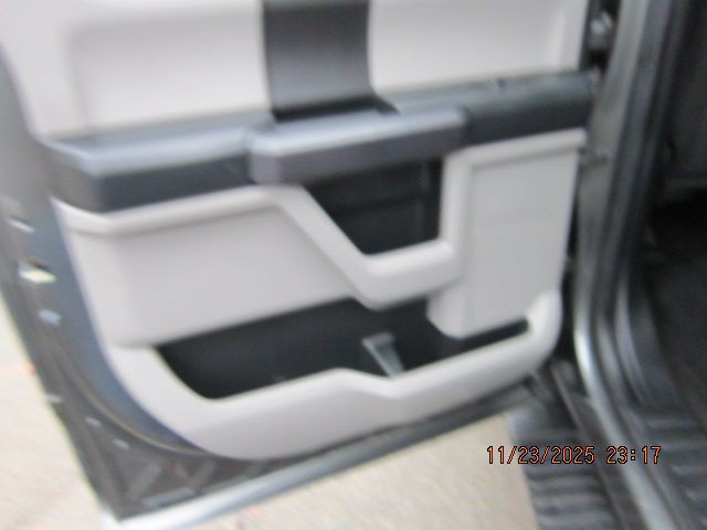 2017 Ford F-150 Image 13