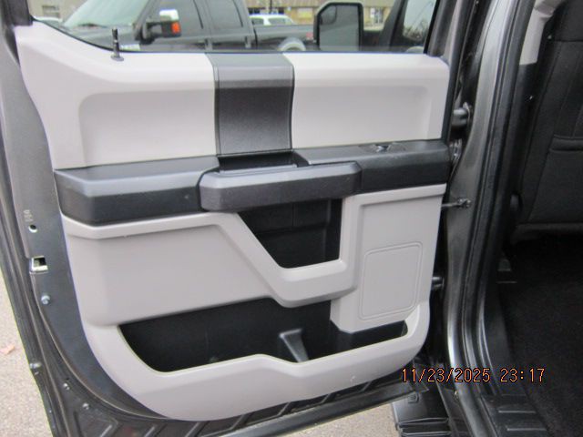 2017 Ford F-150 Image 14