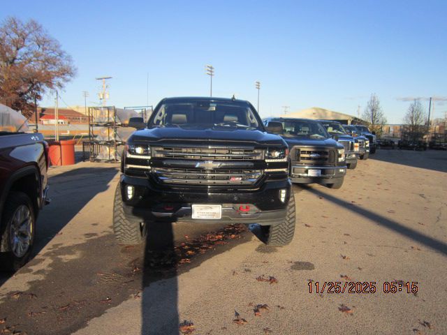 2018 Chevrolet Silverado 1500 Image 2