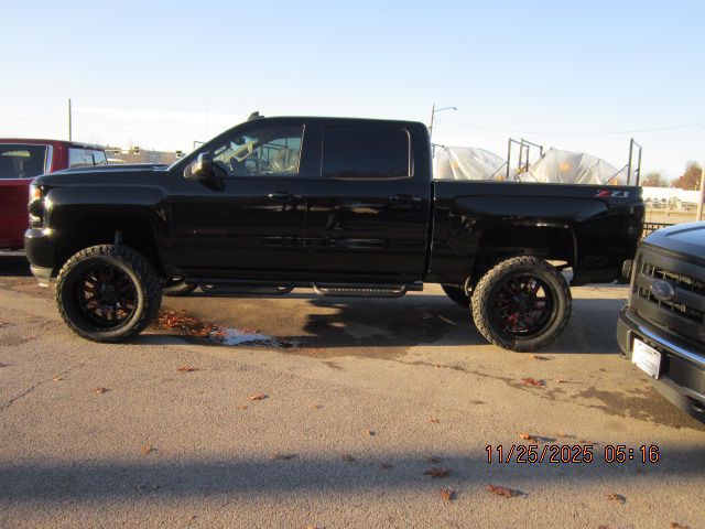2018 Chevrolet Silverado 1500 Image 8
