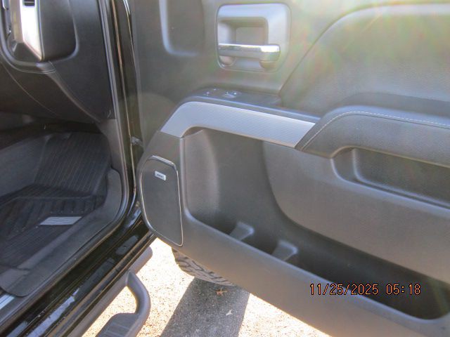 2018 Chevrolet Silverado 1500 Image 17