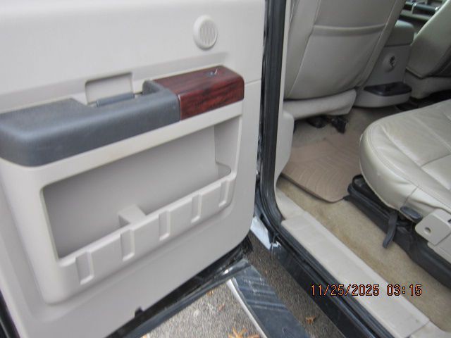 2008 Ford F-250 Image 12