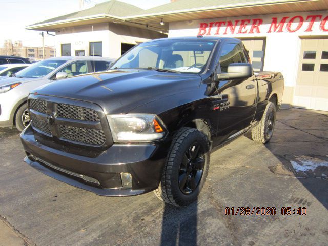 2015 RAM 1500 Image 1