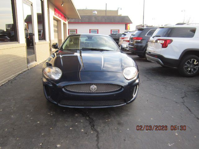 2010 Jaguar XK-Series Image 2