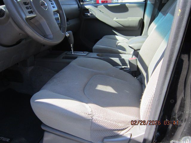 2013 Nissan Frontier Image 7