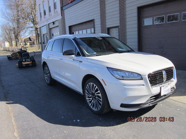 2022 Lincoln Corsair Image 1