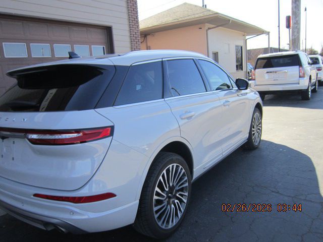 2022 Lincoln Corsair Image 6