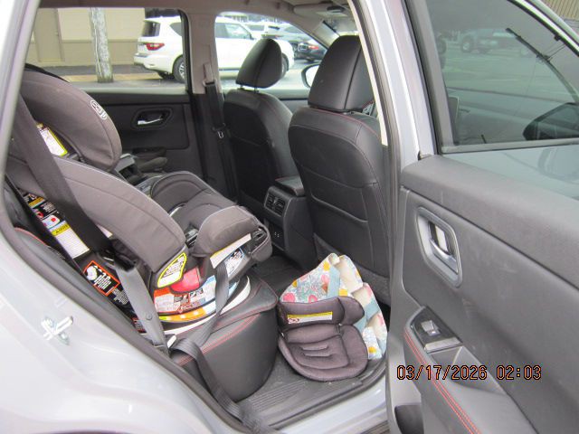 2025 Nissan Rogue Image 13