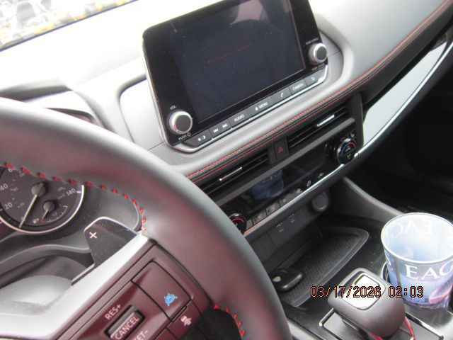 2025 Nissan Rogue Image 16