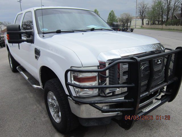 2010 Ford F-250 Image 3
