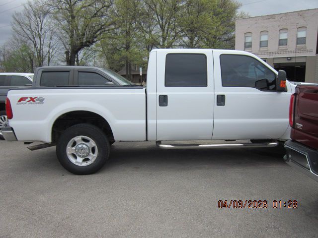 2010 Ford F-250 Image 4