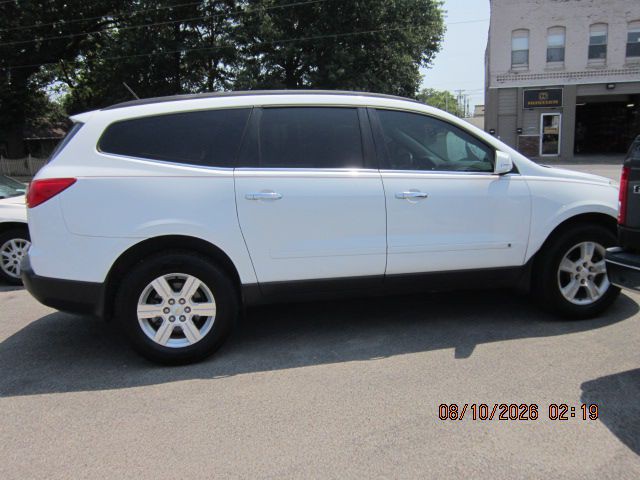 2010 Chevrolet Traverse Image 5