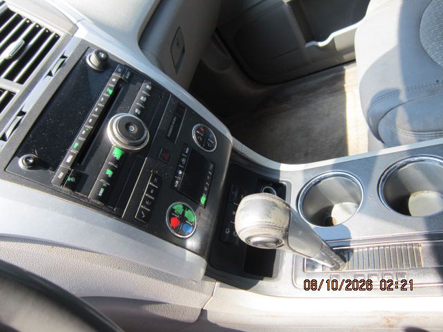 2010 Chevrolet Traverse Image 10