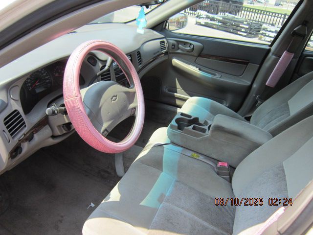 2005 Chevrolet Impala Image 8