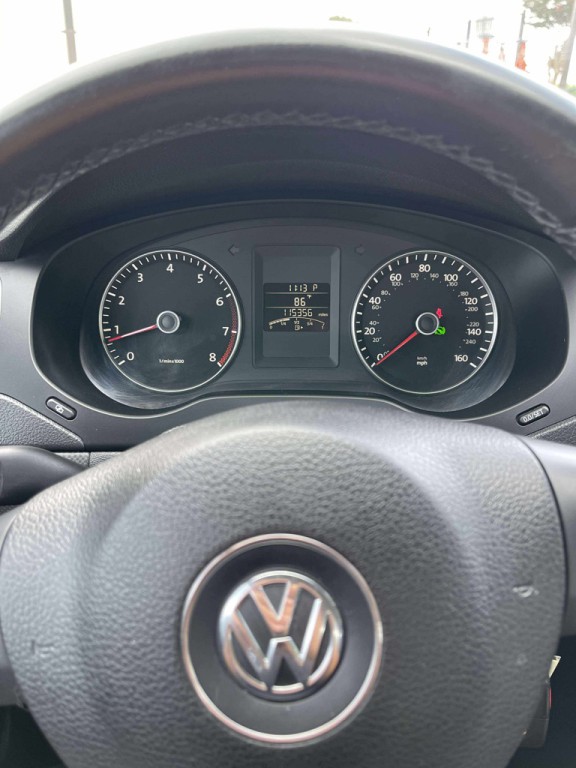2012 Volkswagen Jetta Image 16