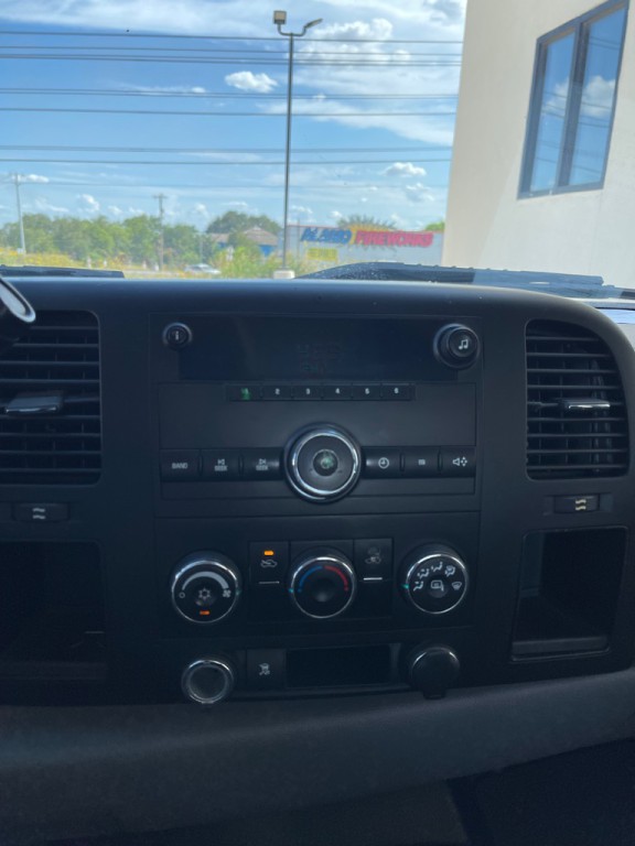2010 Chevrolet Silverado 1500 Image 15