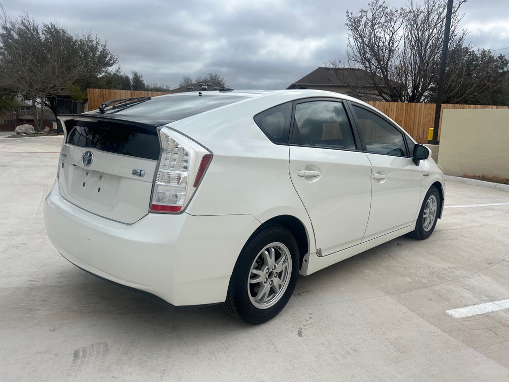 2011 Toyota Prius Image 7