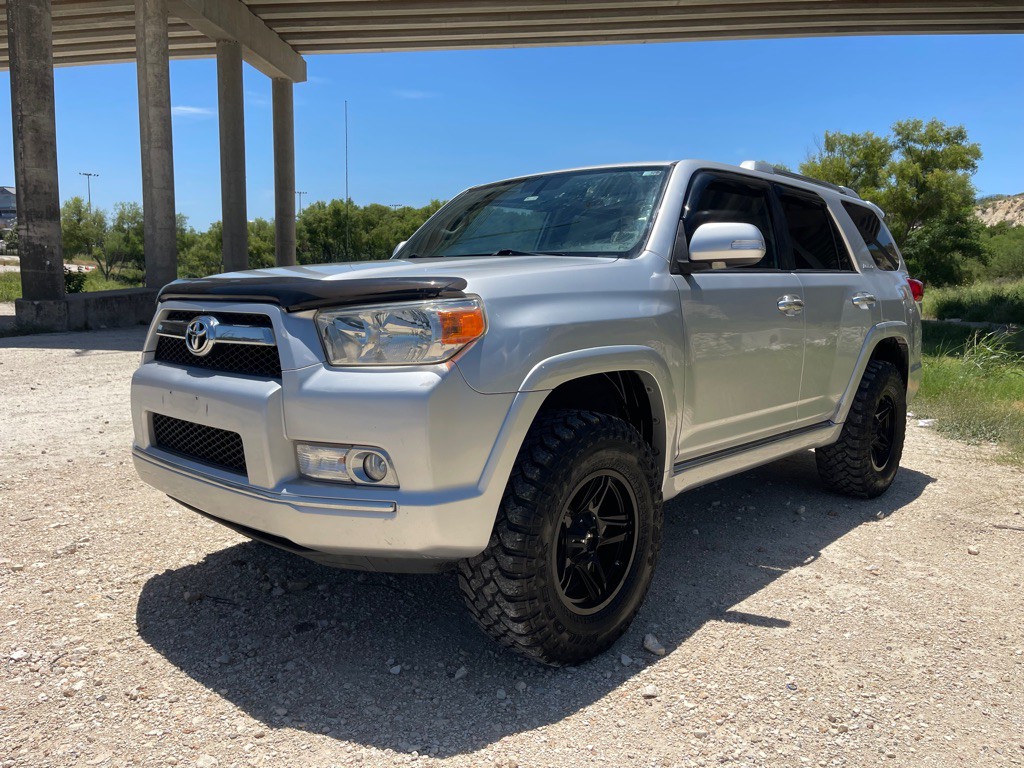 2012 Toyota 4Runner Image 1