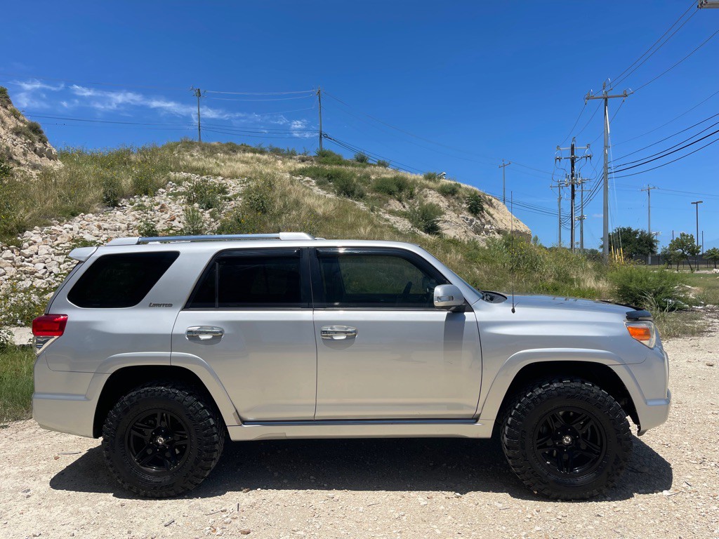 2012 Toyota 4Runner Image 6