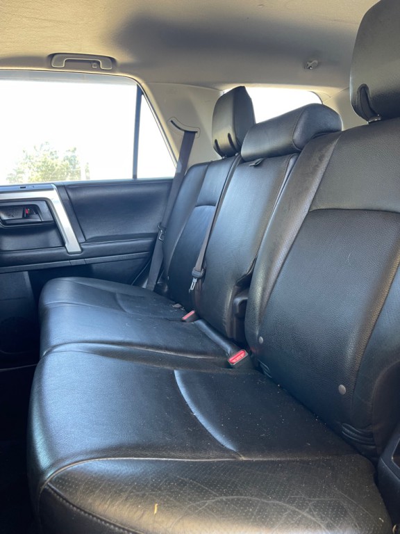 2012 Toyota 4Runner Image 12