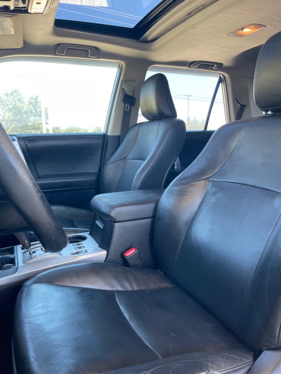 2012 Toyota 4Runner Image 19