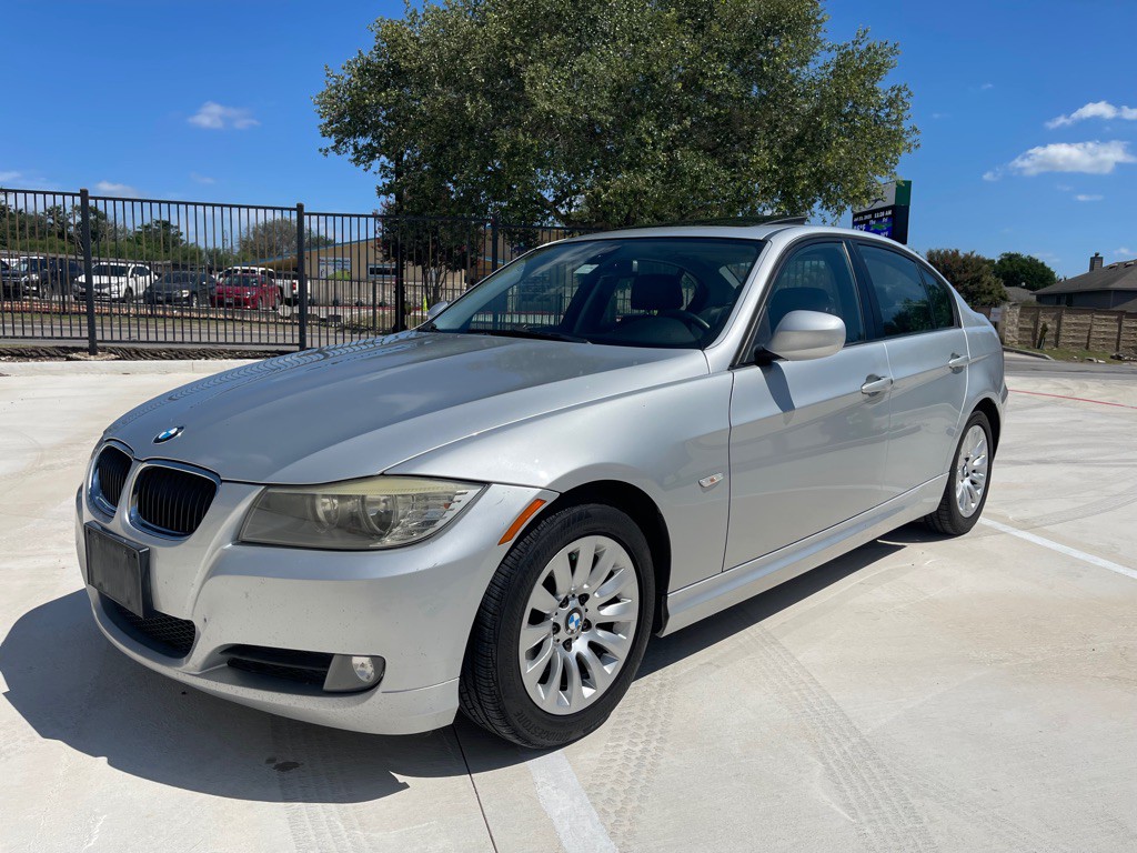 2009 BMW 3 Series Image 1