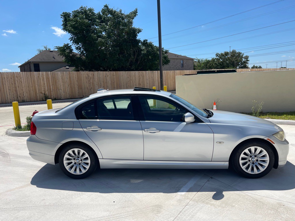 2009 BMW 3 Series Image 6