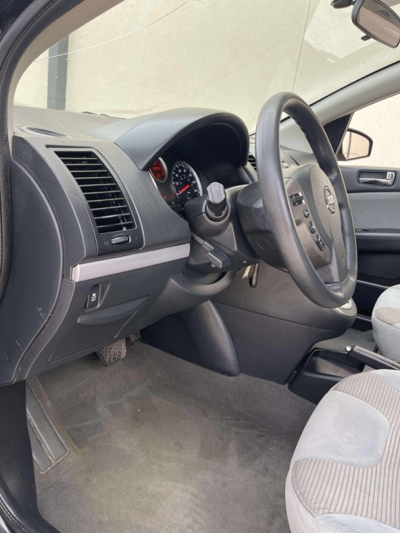 2012 Nissan Sentra Image 8