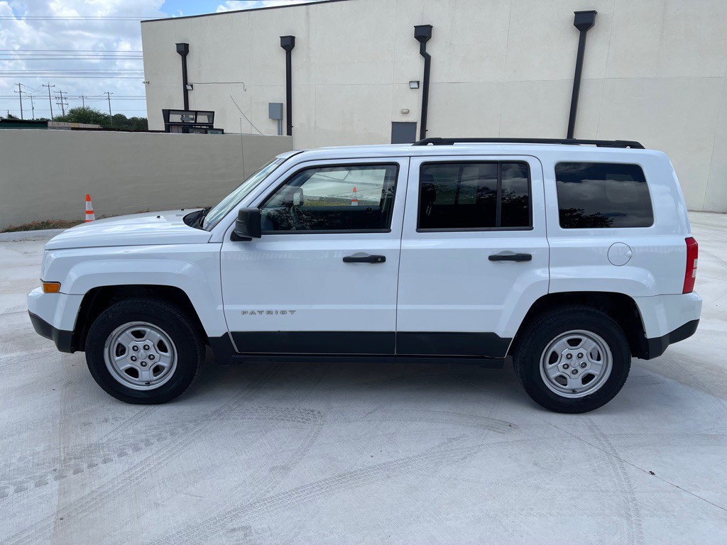 2014 Jeep Patriot Image 2