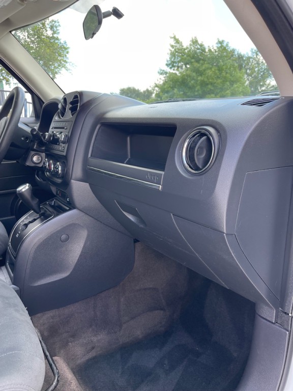 2014 Jeep Patriot Image 13